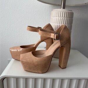Elegant Tan Platform Heels